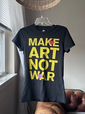 100% COTTON: Chaser · Black Graphic Y2K Tee MAKE ART NOT WAR